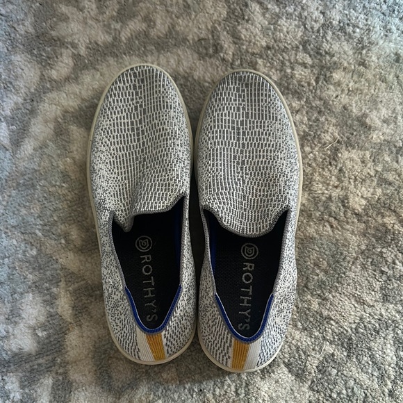 EUC Rothy’s Slip On Sneakers 8.5 - Picture 1 of 5